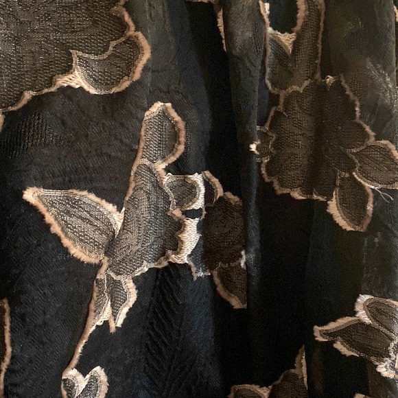 H&M Floral Skirt - Picture 3 of 4